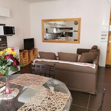 Appartement Les Oliviers à Beaucaire  Extérieur photo